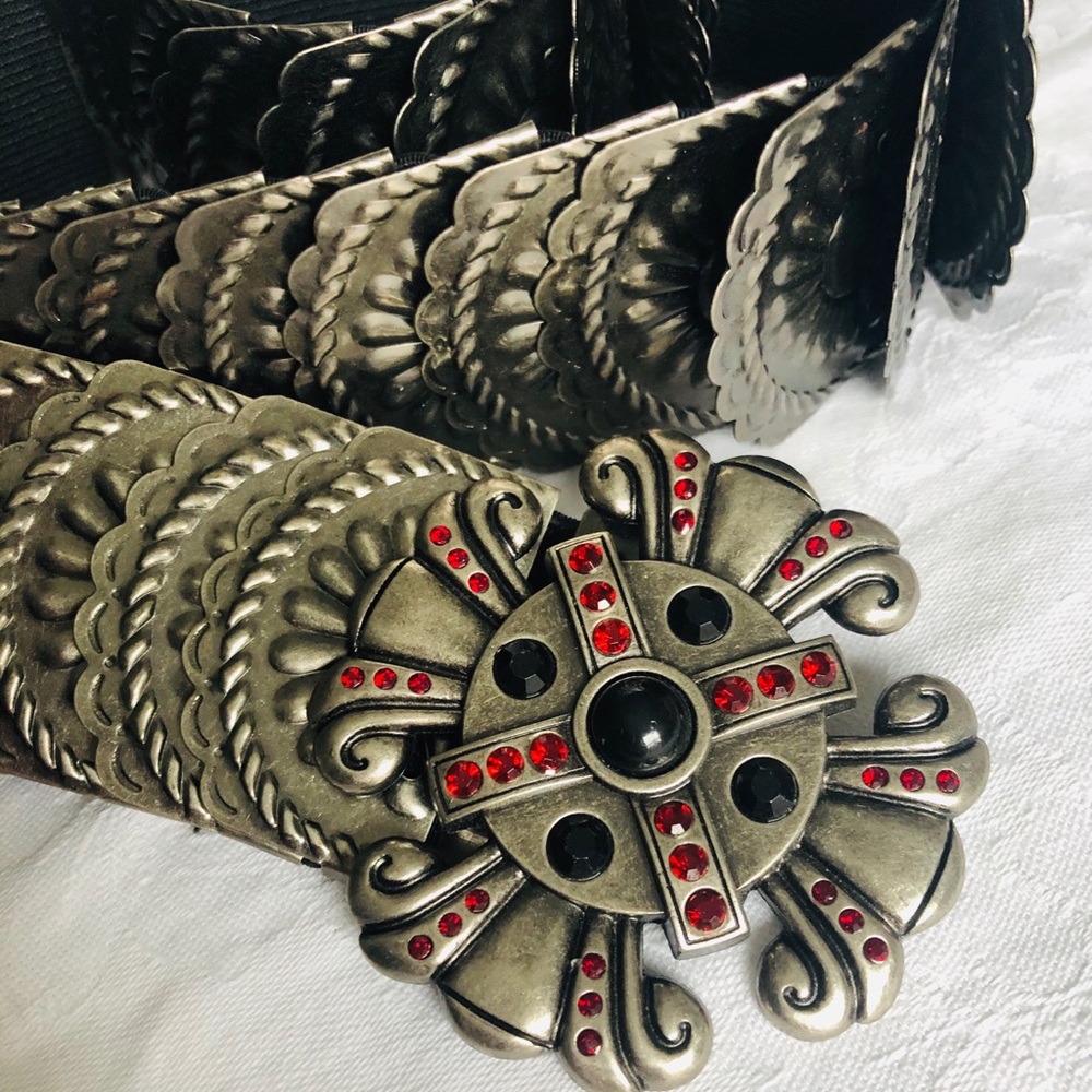 Gothic silver metal belt
